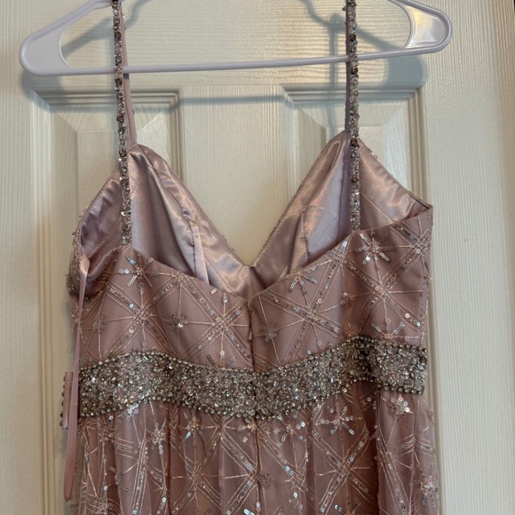 Mac Duggal 68050 Rhinestone Embellished Sweetheart Neckline Gown Size 4